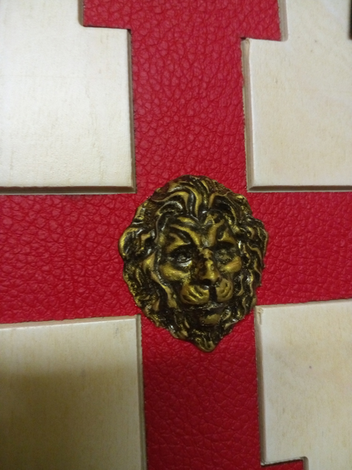 Геральдический щит ордена Тамплиеров